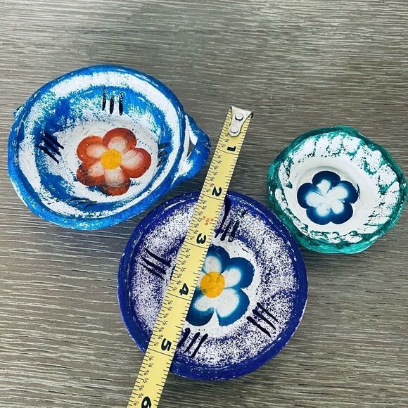 Mexican Pottery Handmade Nesting Bowls Decor Set - Picture 3 of 5